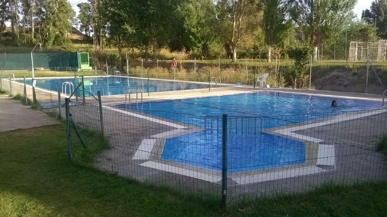 Apartamento Ribera Del Duero Reserva Tubilla del Lago Eksteriør billede